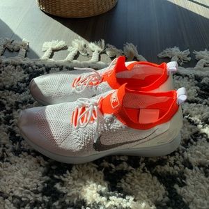 Nicer Flyknit Racers Size 11.5